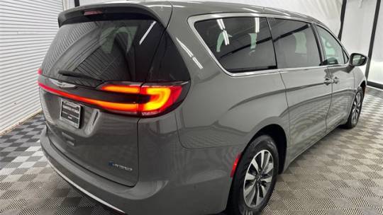 2022 Chrysler Pacifica 2C4RC1L73NR121390