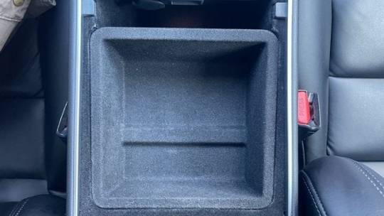 2021 Tesla Model Y 5YJYGDEE4MF073647