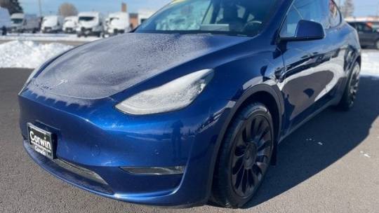 2021 Tesla Model Y 5YJYGDEE4MF073647