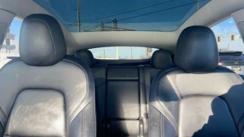 2021 Tesla Model Y 5YJYGDEE4MF073647