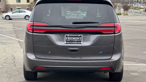 2022 Chrysler Pacifica 2C4RC1S74NR187299