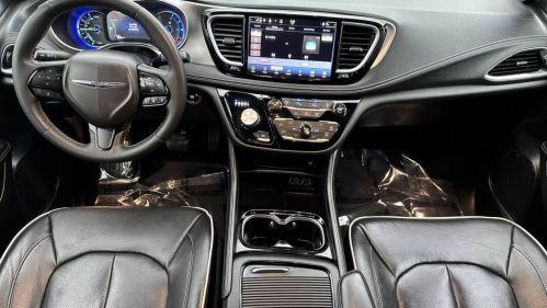 2022 Chrysler Pacifica 2C4RC1S74NR187299