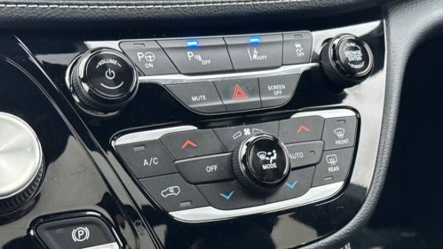 2022 Chrysler Pacifica 2C4RC1S74NR187299