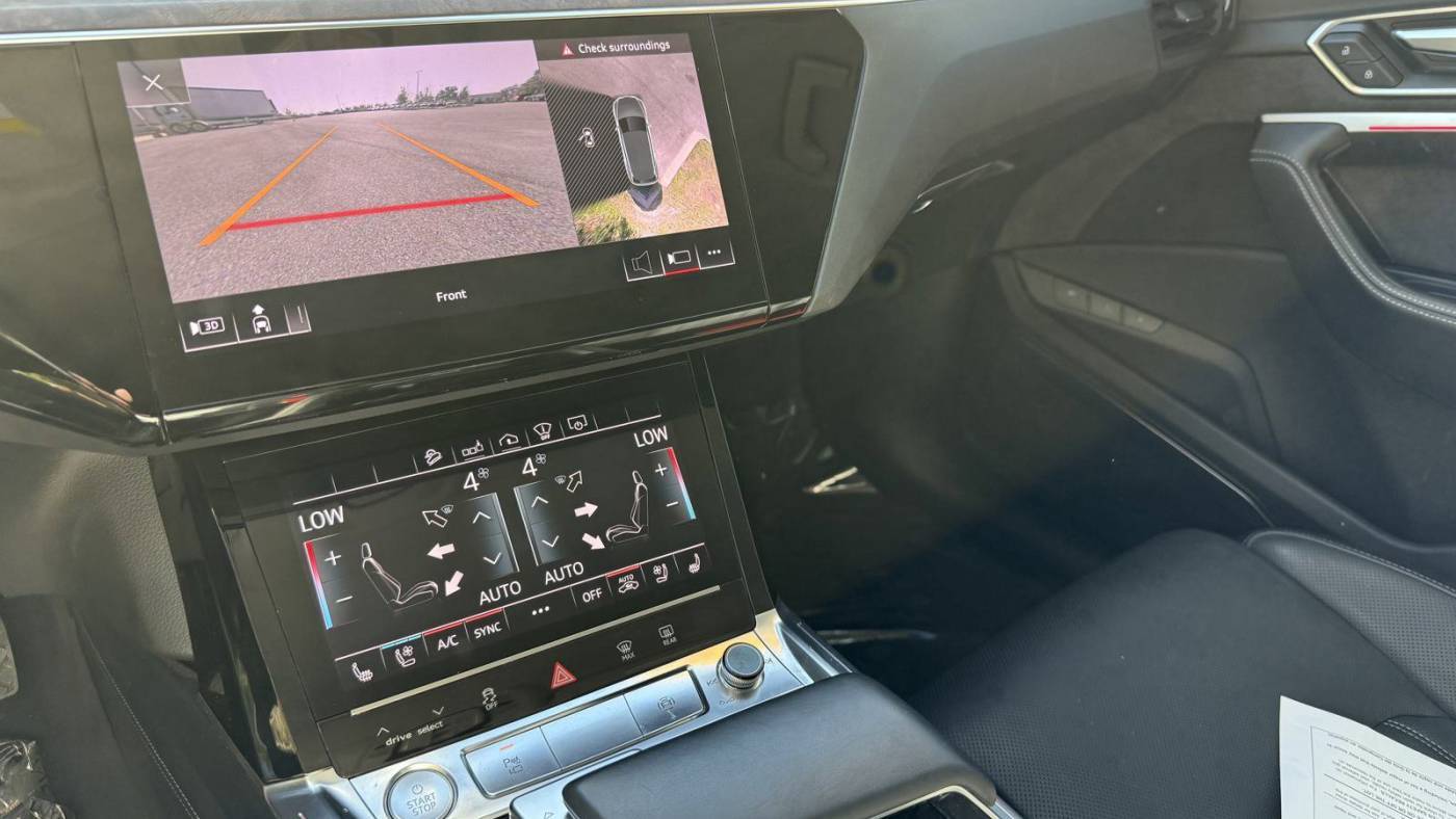 2019 Audi e-tron WA1VABGE9KB009376