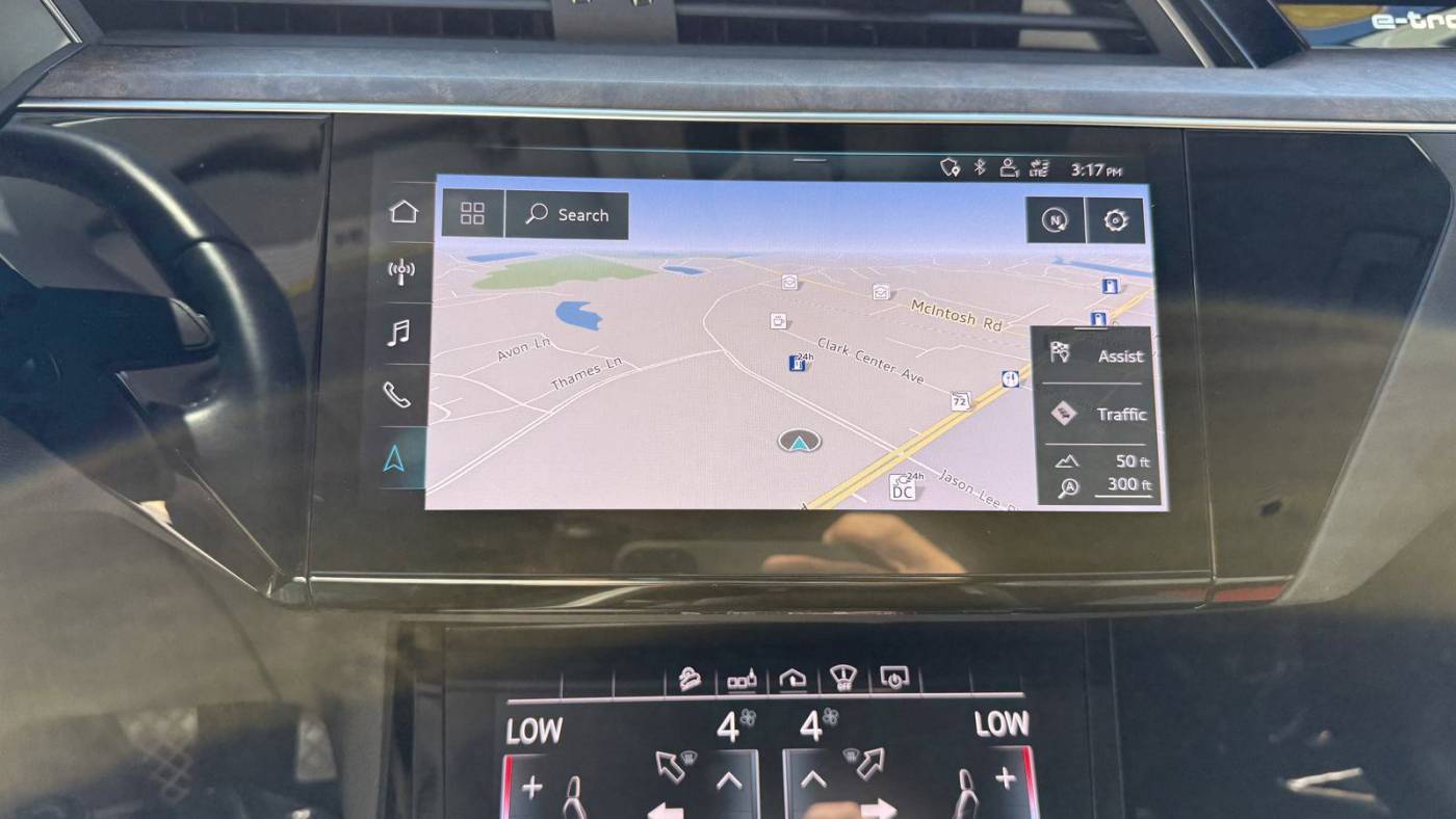 2019 Audi e-tron WA1VABGE9KB009376