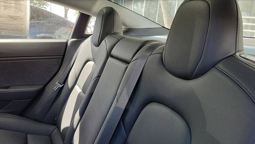2018 Tesla Model 3 5YJ3E1EA4JF157863