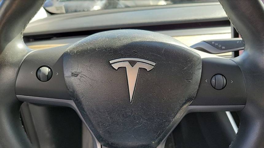 2018 Tesla Model 3 5YJ3E1EA4JF157863