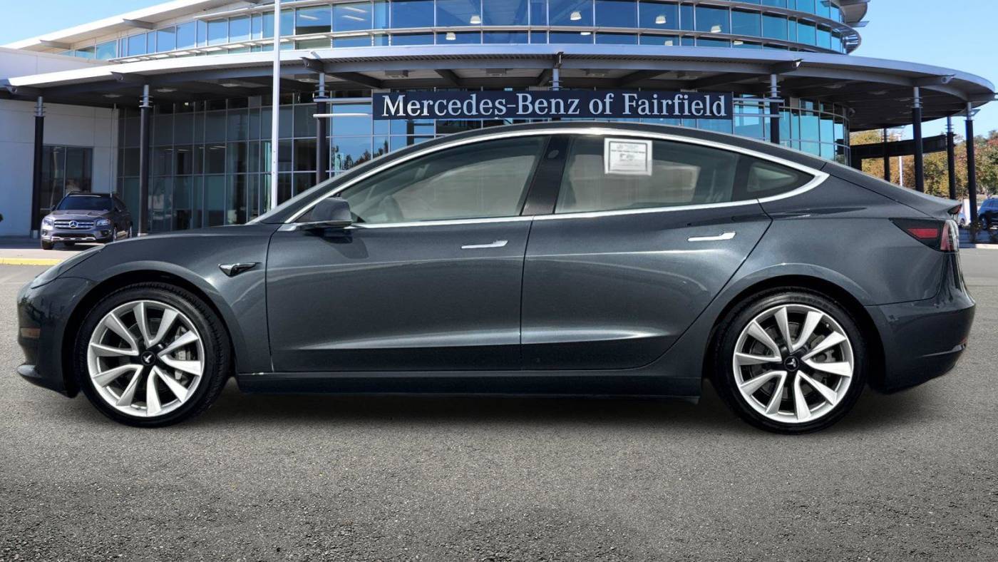 2020 Tesla Model 3 5YJ3E1EB5LF807084