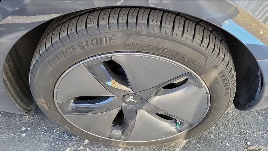 2018 Tesla Model 3 5YJ3E1EA4JF157863