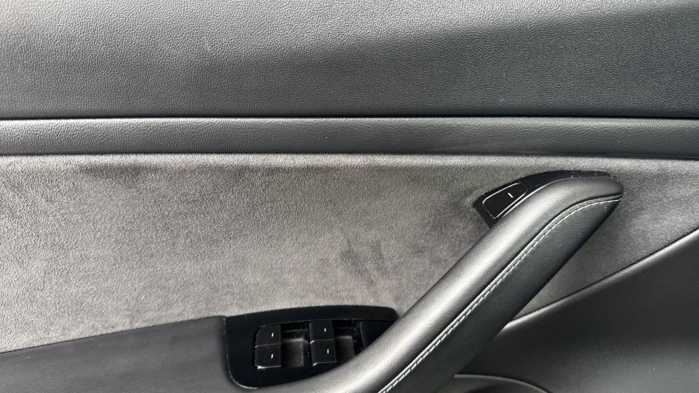 2020 Tesla Model 3 5YJ3E1EB5LF807084