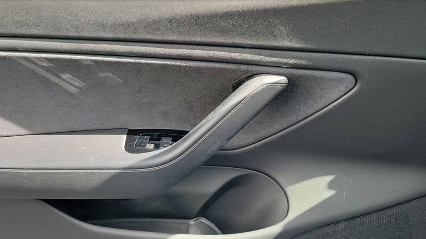 2018 Tesla Model 3 5YJ3E1EA4JF157863