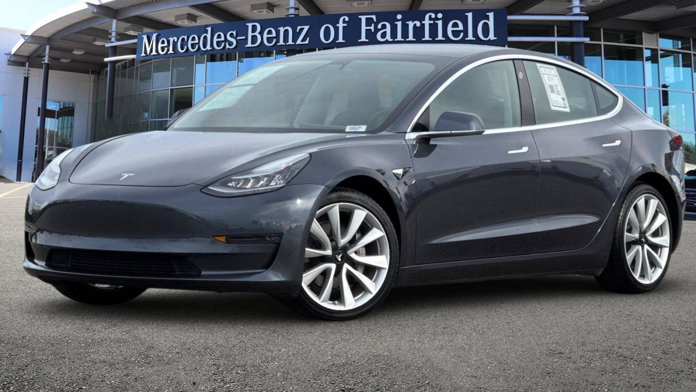 2020 Tesla Model 3 5YJ3E1EB5LF807084