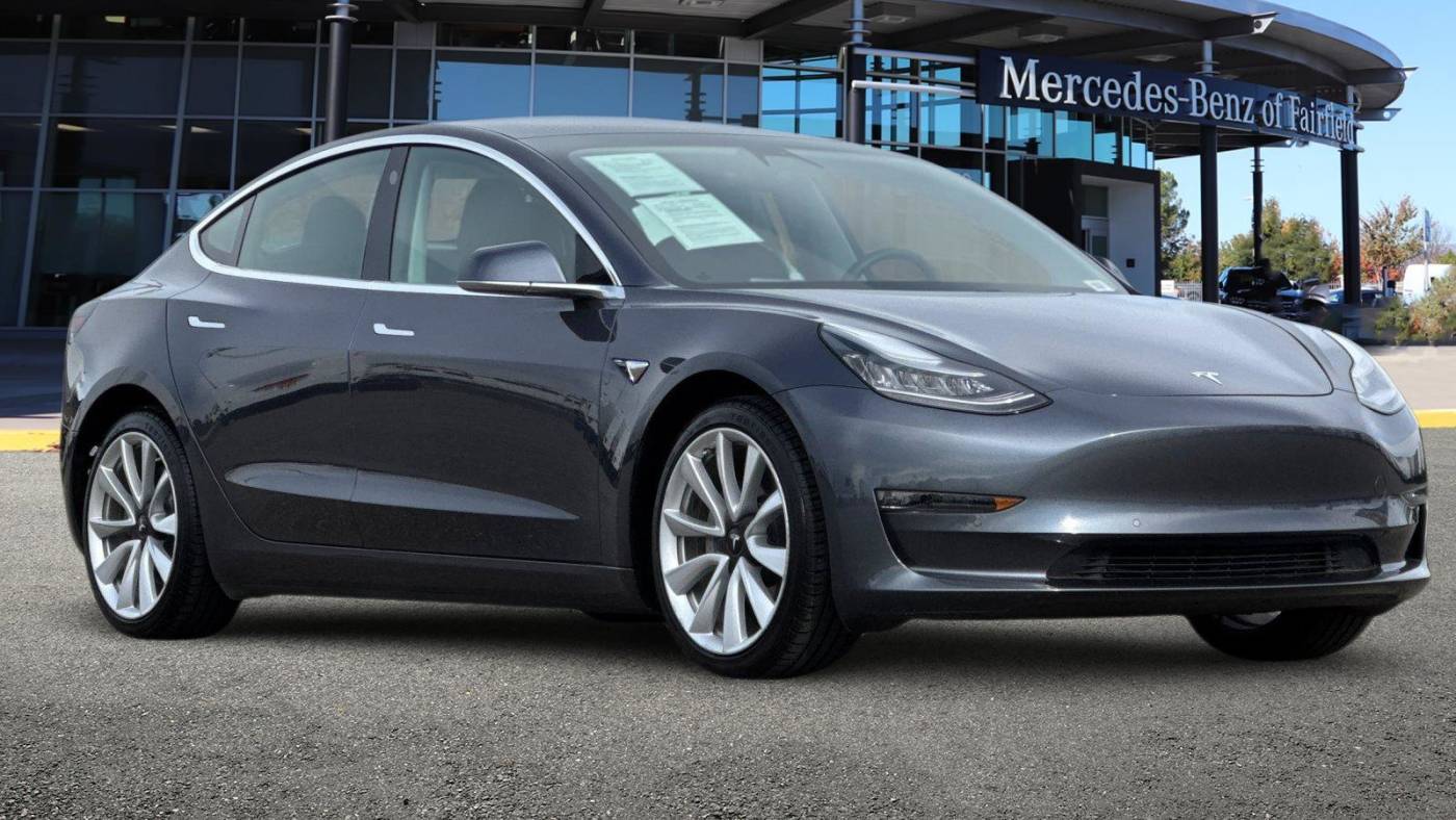 2020 Tesla Model 3 5YJ3E1EB5LF807084