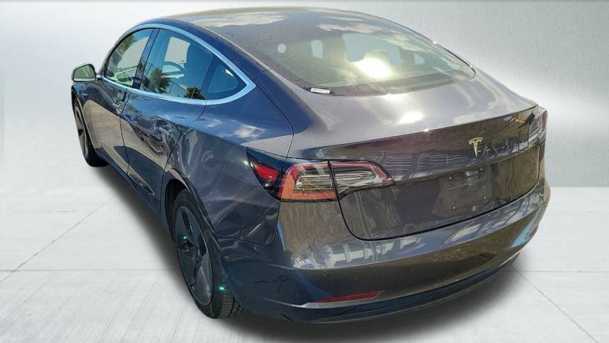 2018 Tesla Model 3 5YJ3E1EA4JF157863