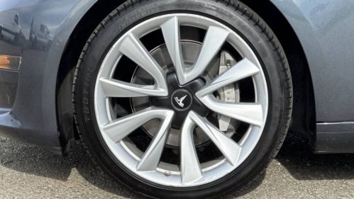 2020 Tesla Model 3 5YJ3E1EB5LF807084