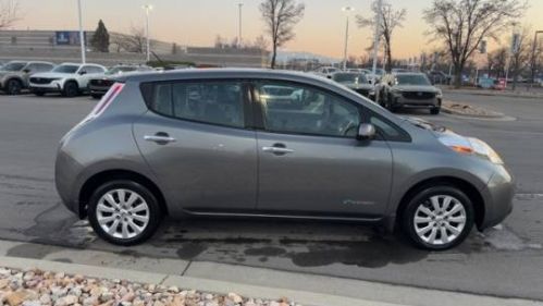 2016 Nissan LEAF 1N4AZ0CP1GC302172