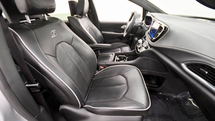 2022 Chrysler Pacifica 2C4RC1S77NR173610