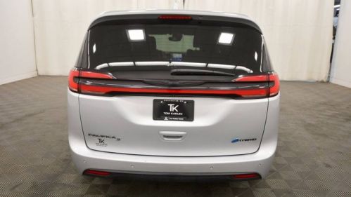 2022 Chrysler Pacifica 2C4RC1S77NR173610