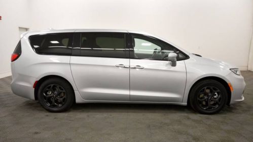 2022 Chrysler Pacifica 2C4RC1S77NR173610