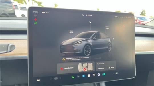 2024 Tesla Model Y 7SAYGDEE9RA268893