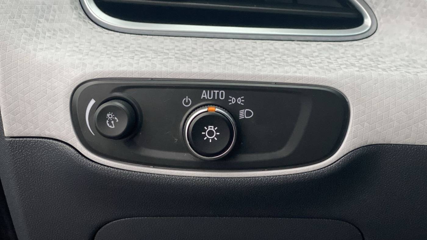 2021 Chevrolet Bolt 1G1FW6S09M4100341