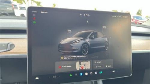 2024 Tesla Model Y 7SAYGDEE9RA268893