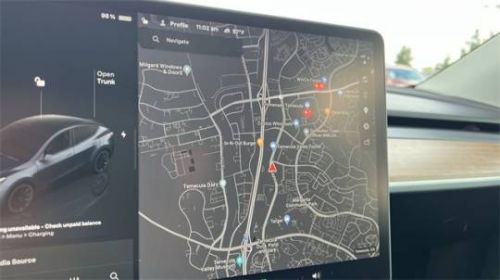 2024 Tesla Model Y 7SAYGDEE9RA268893