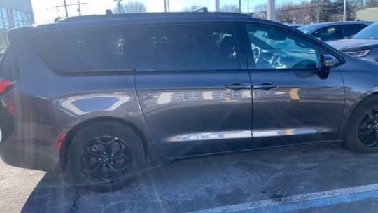 2021 Chrysler Pacifica 2C4RC1L74MR586890