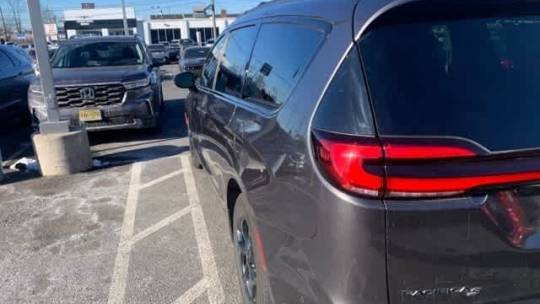 2021 Chrysler Pacifica 2C4RC1L74MR586890