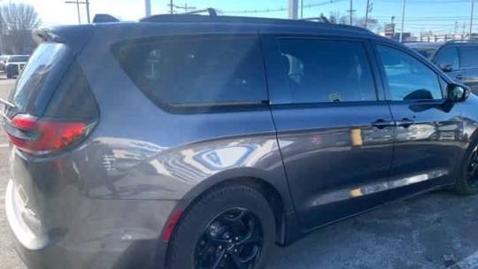 2021 Chrysler Pacifica 2C4RC1L74MR586890