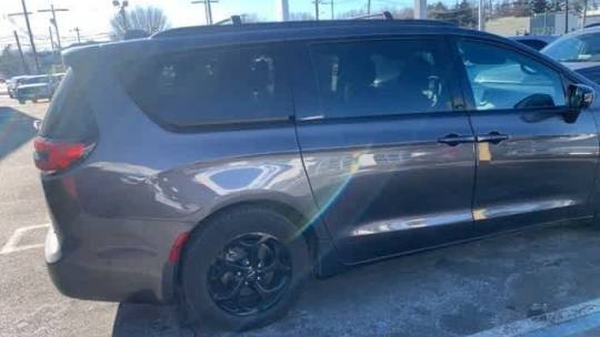 2021 Chrysler Pacifica 2C4RC1L74MR586890