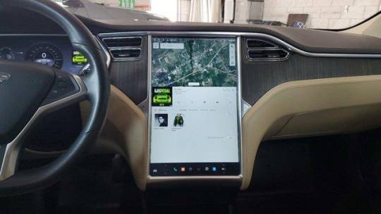 2013 Tesla Model S 5YJSA1DN1DFP07455