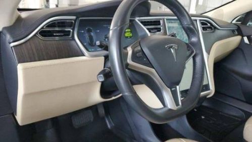 2013 Tesla Model S 5YJSA1DN1DFP07455