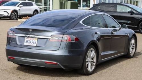 2016 Tesla Model S 5YJSA1E24GF122863