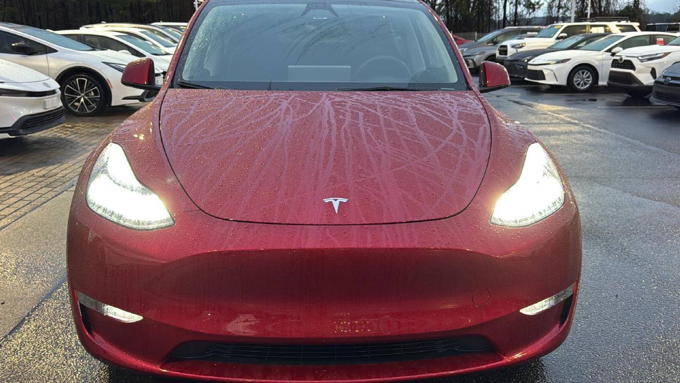 2024 Tesla Model Y 7SAYGDEE4RA253041