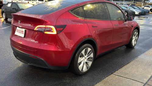 2024 Tesla Model Y 7SAYGDEE4RA253041