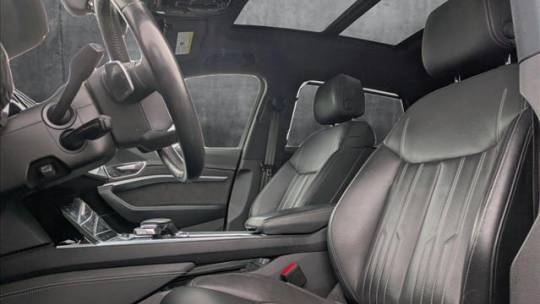 2019 Audi e-tron WA1VAAGE6KB007661