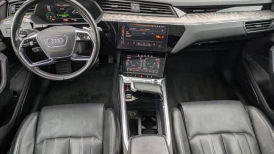 2019 Audi e-tron WA1VAAGE6KB007661