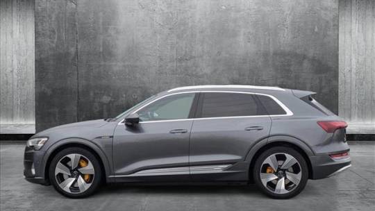 2019 Audi e-tron WA1VAAGE6KB007661