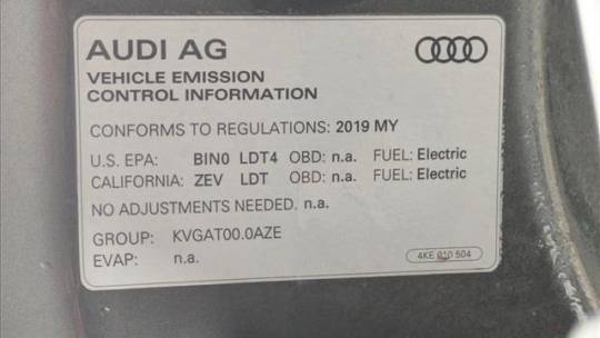 2019 Audi e-tron WA1VAAGE6KB007661