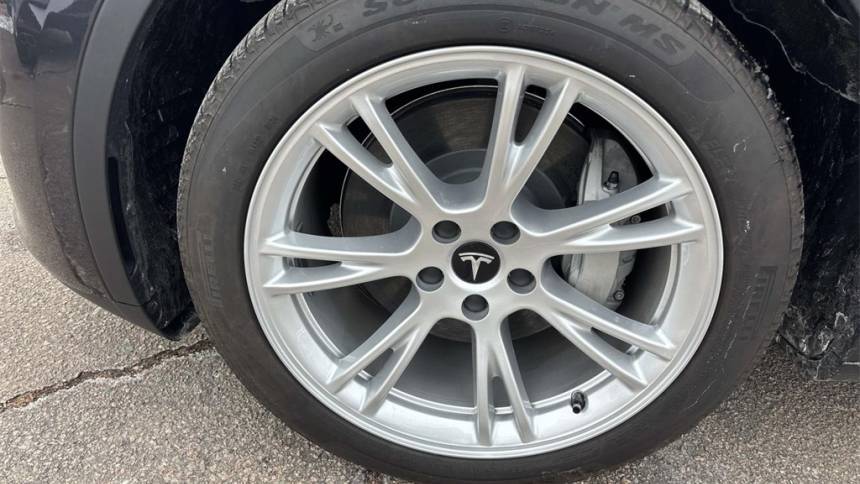 2024 Tesla Model Y 7SAYGDEE3RA250079