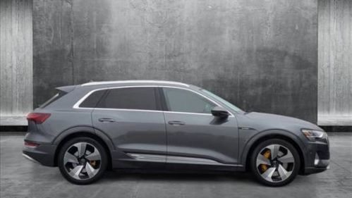 2019 Audi e-tron WA1VAAGE6KB007661