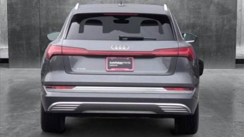 2019 Audi e-tron WA1VAAGE6KB007661