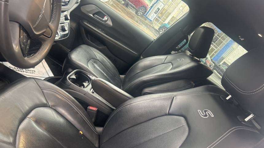 2022 Chrysler Pacifica 2C4RC1L71NR173634
