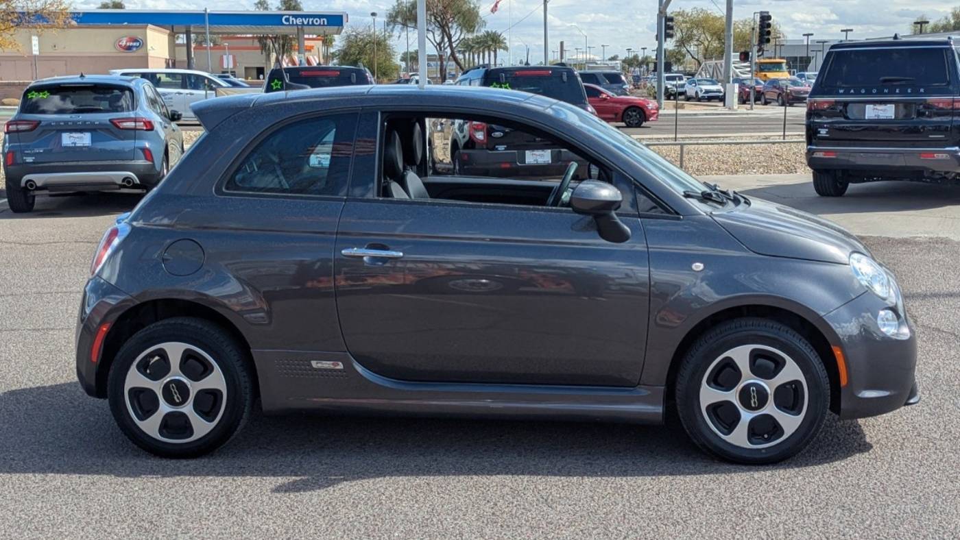 2018 Fiat 500e 3C3CFFGE0JT505951