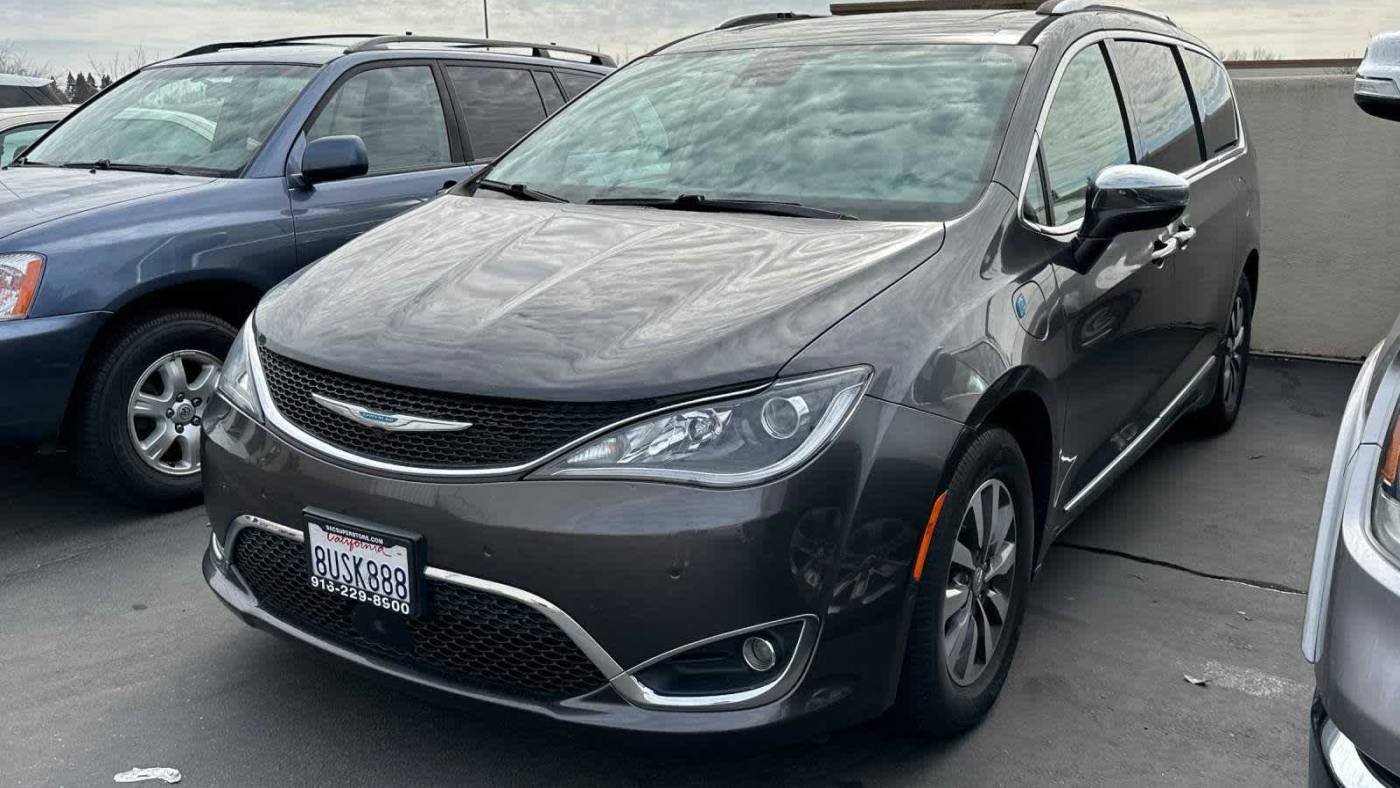 2020 Chrysler Pacifica 2C4RC1N7XLR242556