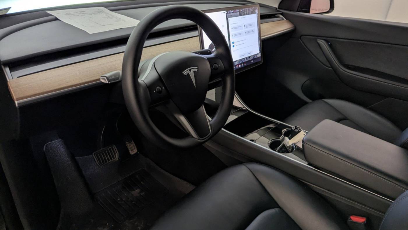 2021 Tesla Model Y 5YJYGDEE9MF062708