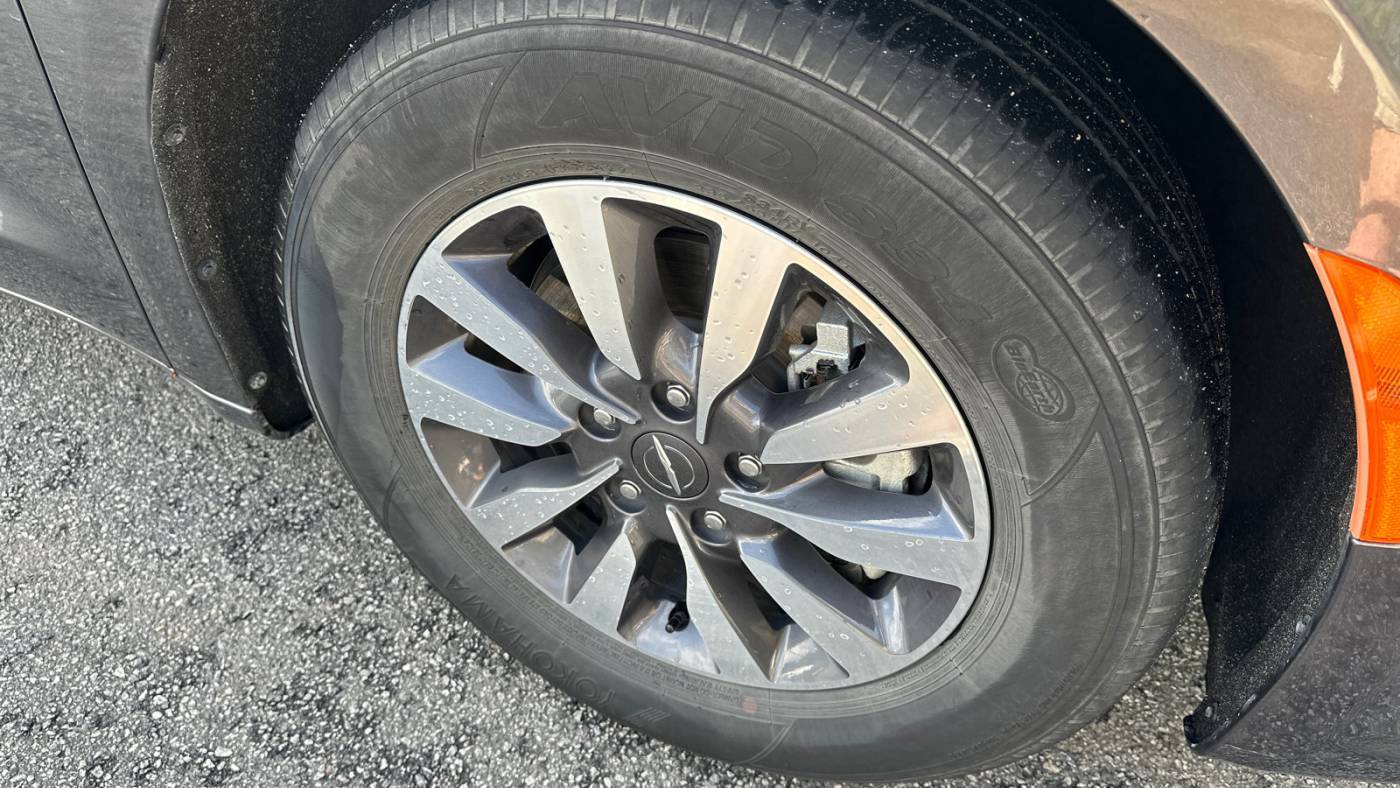 2023 Chrysler Pacifica 2C4RC1L75PR541400