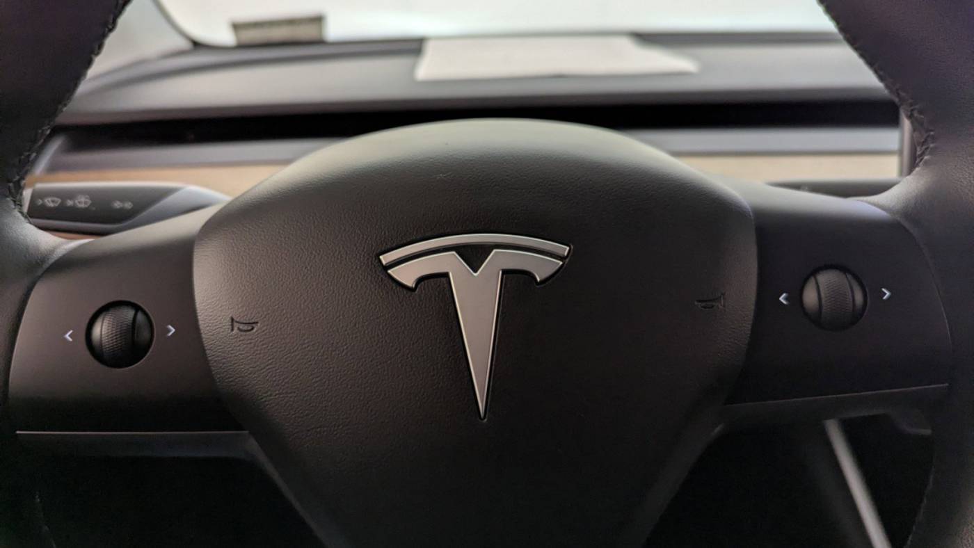 2021 Tesla Model Y 5YJYGDEE9MF062708