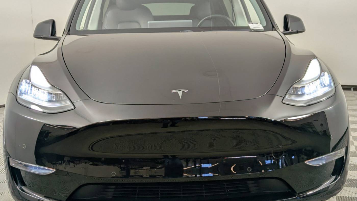 2021 Tesla Model Y 5YJYGDEE9MF062708